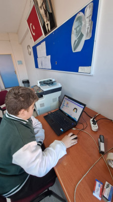 Scratch ile kodlama yapma ve pano çalışması